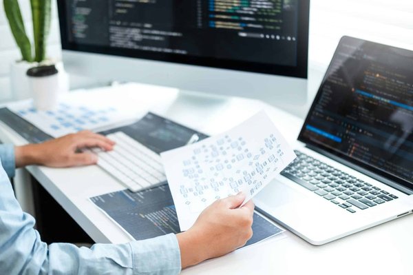 Aquilapp agence de développement web à Nantes : guide complet